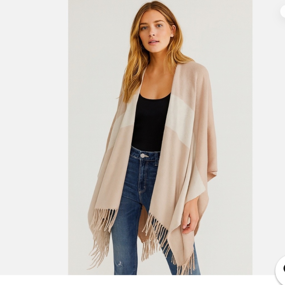 Soia & Kyo Woven Shaw Wrap Poncho w/Fringe in Color-Block Beige, Cream, Pink OS
